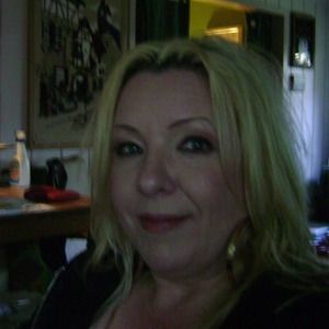 Meet your Posher, Connie